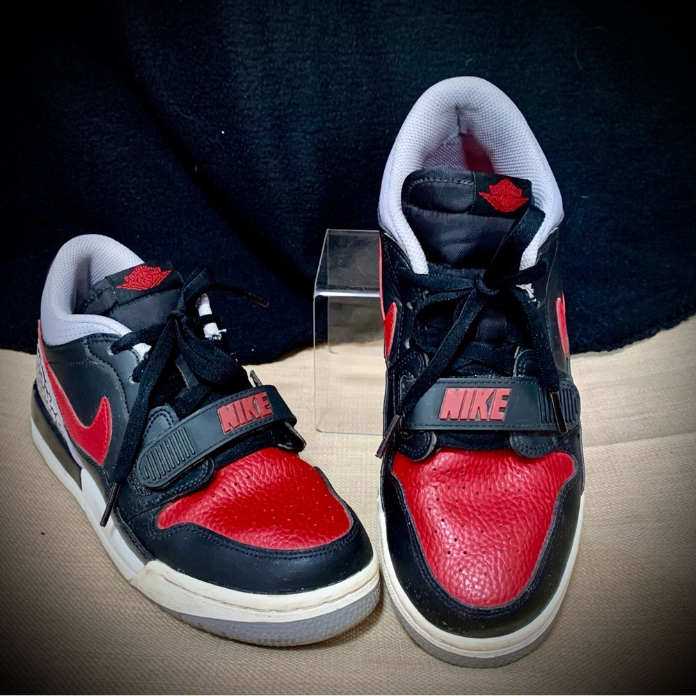 Nike Air Jordan Legacy 312 Low – Youth 7Y – Black Red – Bred Style